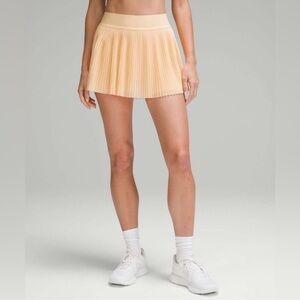 Lululemon Mesh Pleats Mid-Rise Mini Tennis Skirt - Summer Glow - Size 4- Lulu